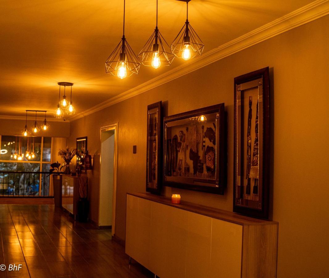 Henry George Guest House Pretoria Bagian luar foto